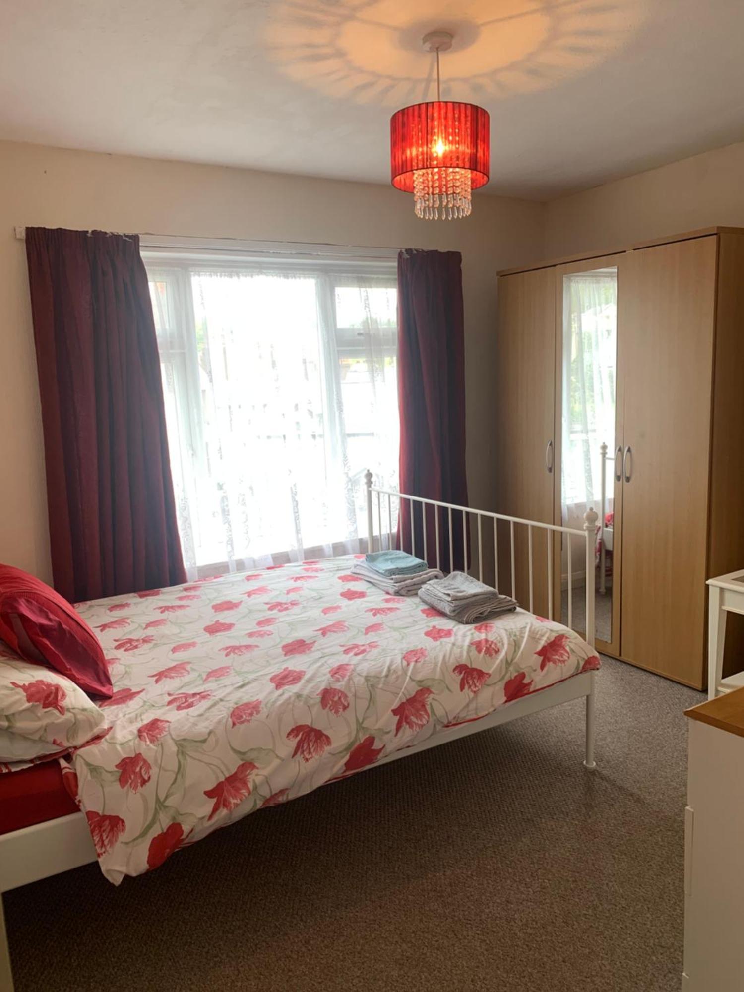 Room Only Guest Accommodation, Guest House Self Catering Bangor  Exteriör bild