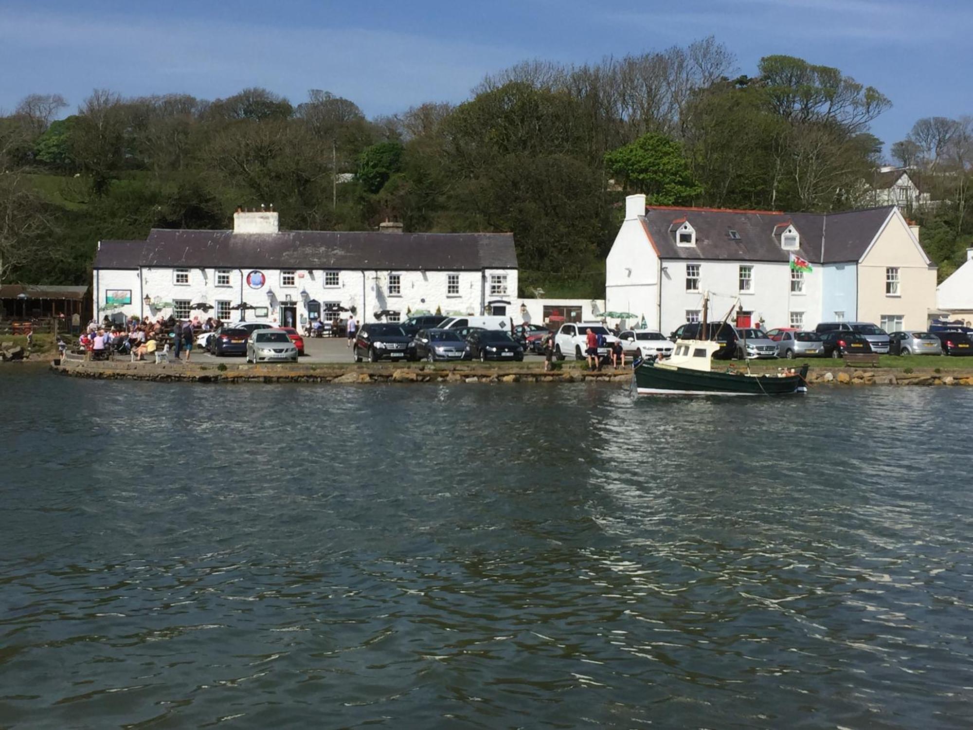 Room Only Guest Accommodation, Guest House Self Catering Bangor  Exteriör bild