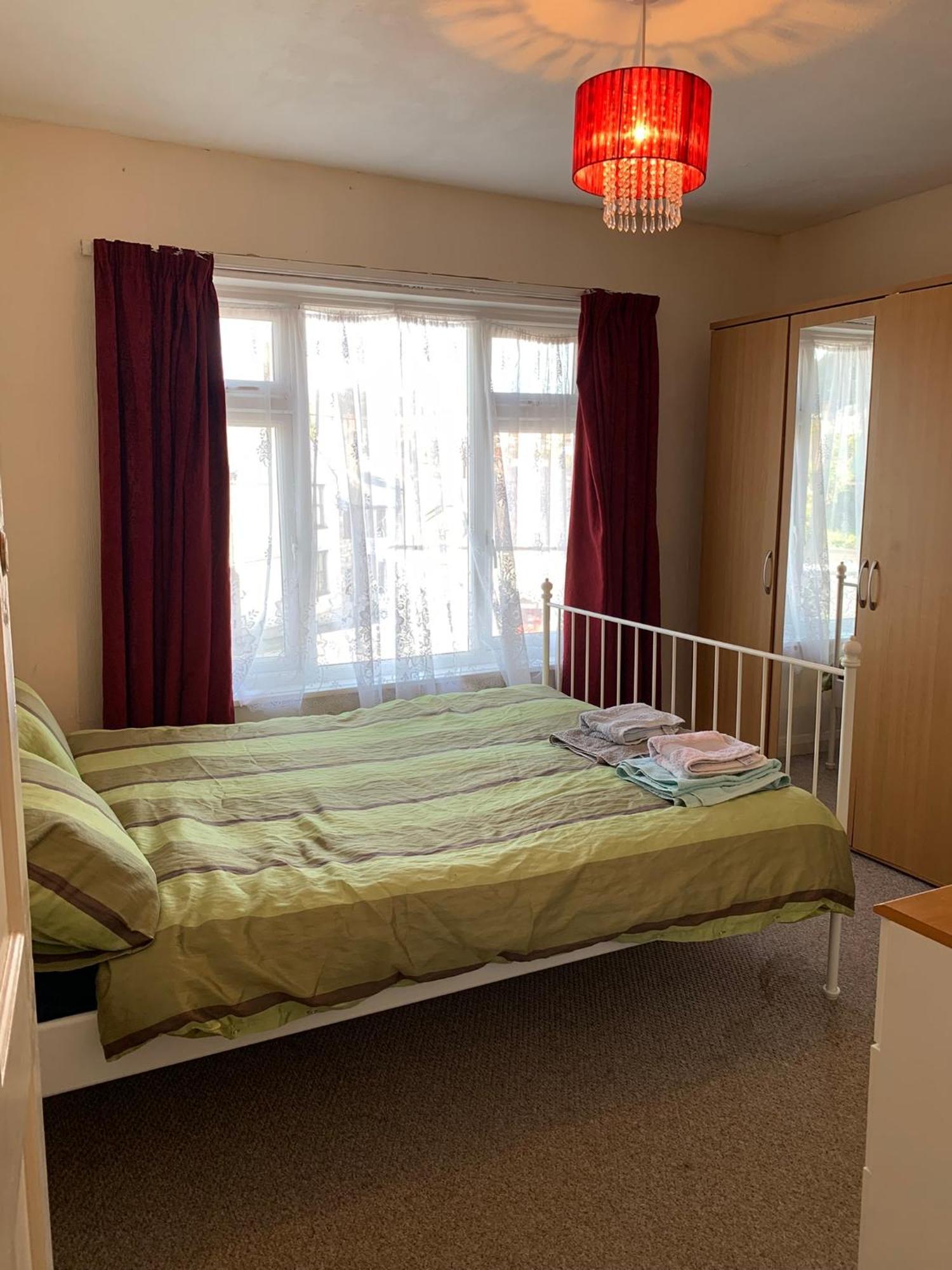Room Only Guest Accommodation, Guest House Self Catering Bangor  Exteriör bild